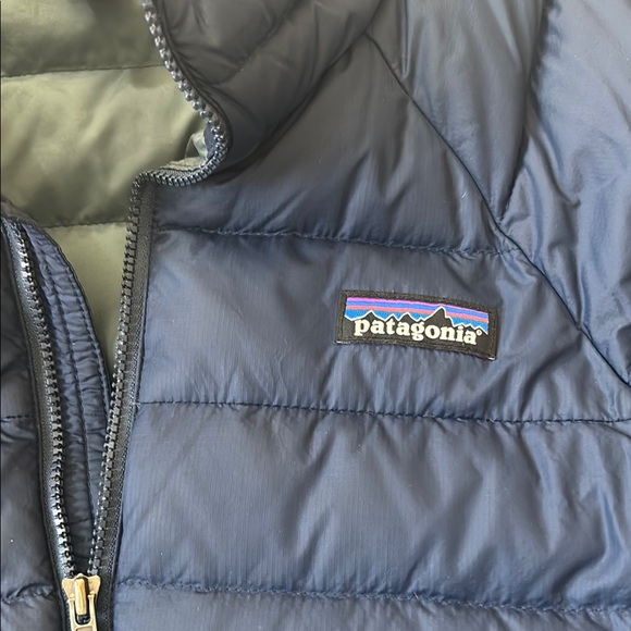 Patagonia Navy Puffer Jacket - Picture 3 of 7